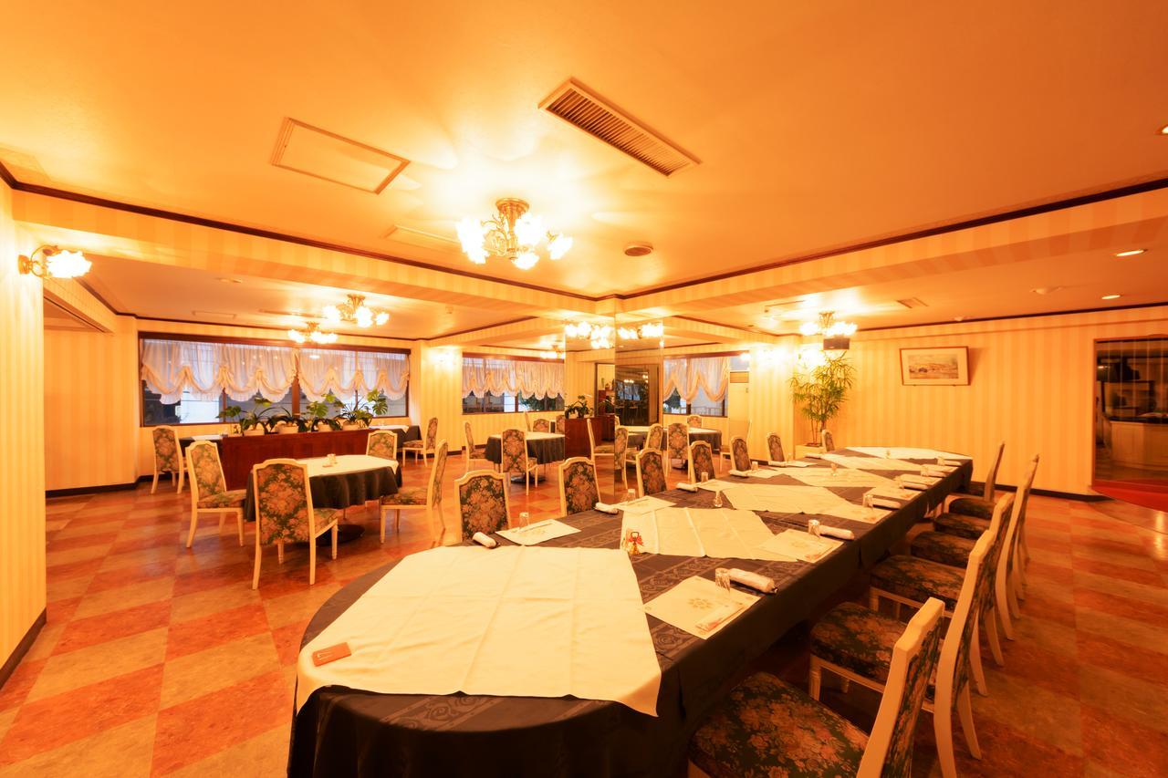 Kochi Prince Hotel Exterior photo
